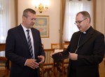 Susret biskupa Bože Radoša i župana Anđelka Stričaka